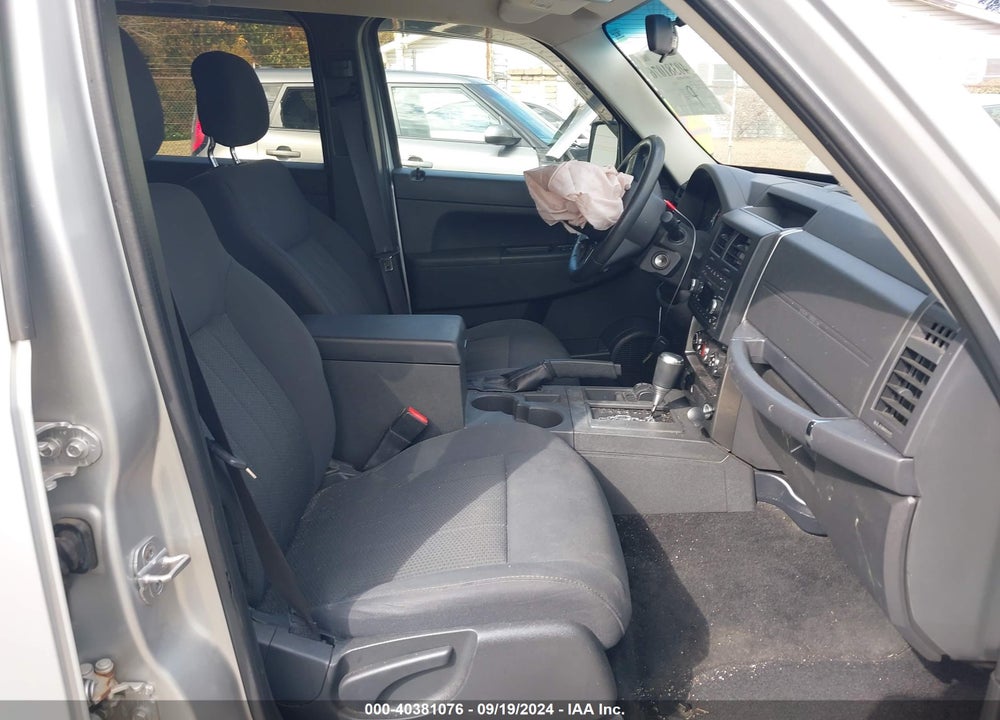 2011 JEEP LIBERTY SPORT VIN: 1J4PN2GK2BW530306