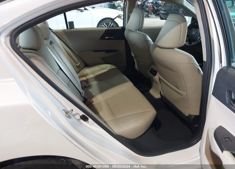 2016 HONDA ACCORD EX-L VIN: 1HGCR2F84GA006725