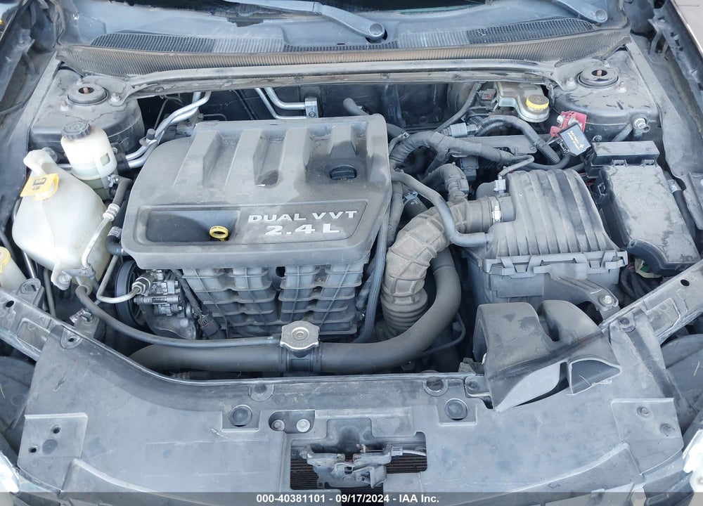 2012 CHRYSLER 200 TOURING VIN: 1C3CCBBB0CN235105