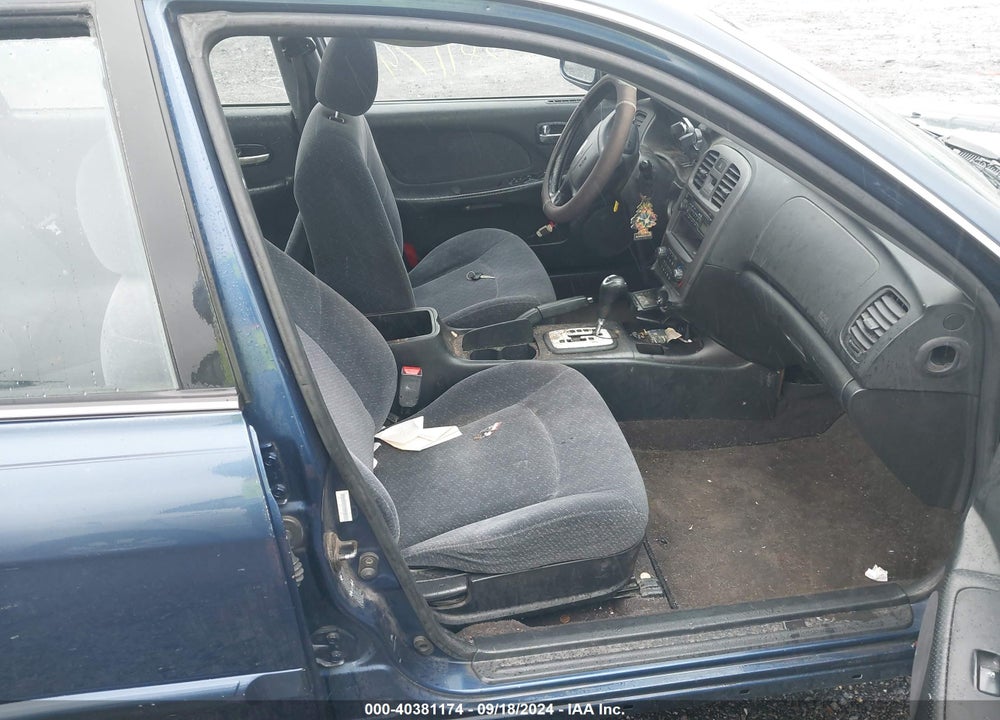 2002 HYUNDAI SONATA VIN: KMHWF25S72A665971
