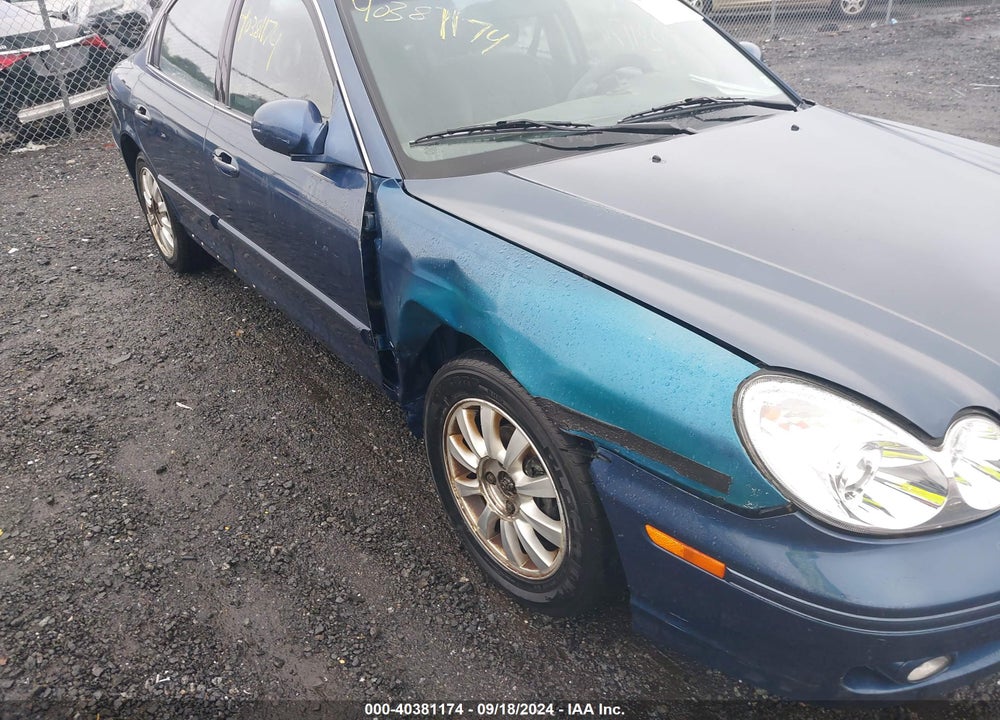 2002 HYUNDAI SONATA VIN: KMHWF25S72A665971