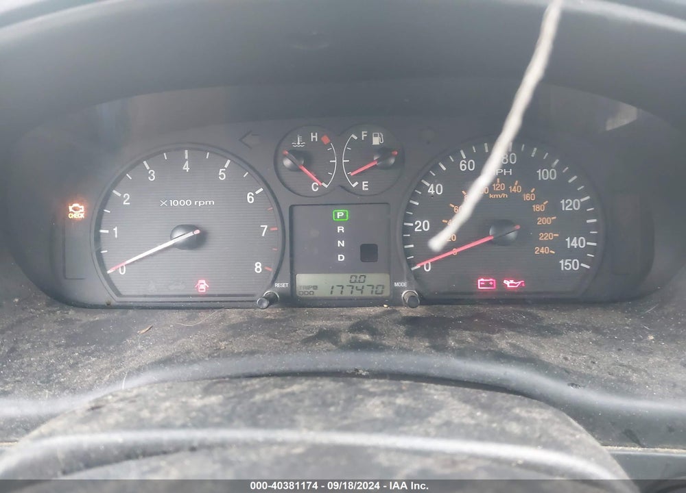 2002 HYUNDAI SONATA VIN: KMHWF25S72A665971