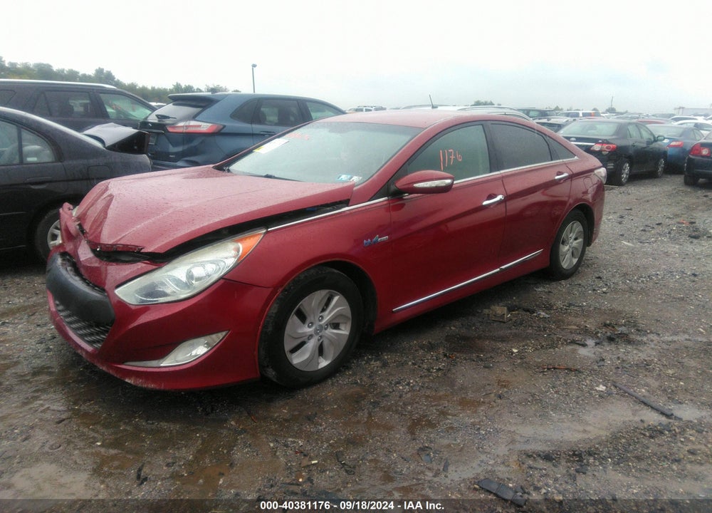2015 HYUNDAI SONATA HYBRID VIN: KMHEC4A43FA139513