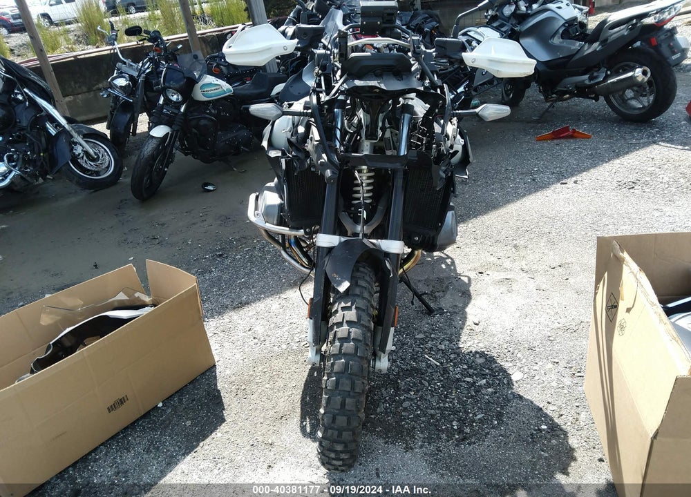 2021 BMW R 1250 GS ADVENTURE VIN: WB10M1301M6E61331
