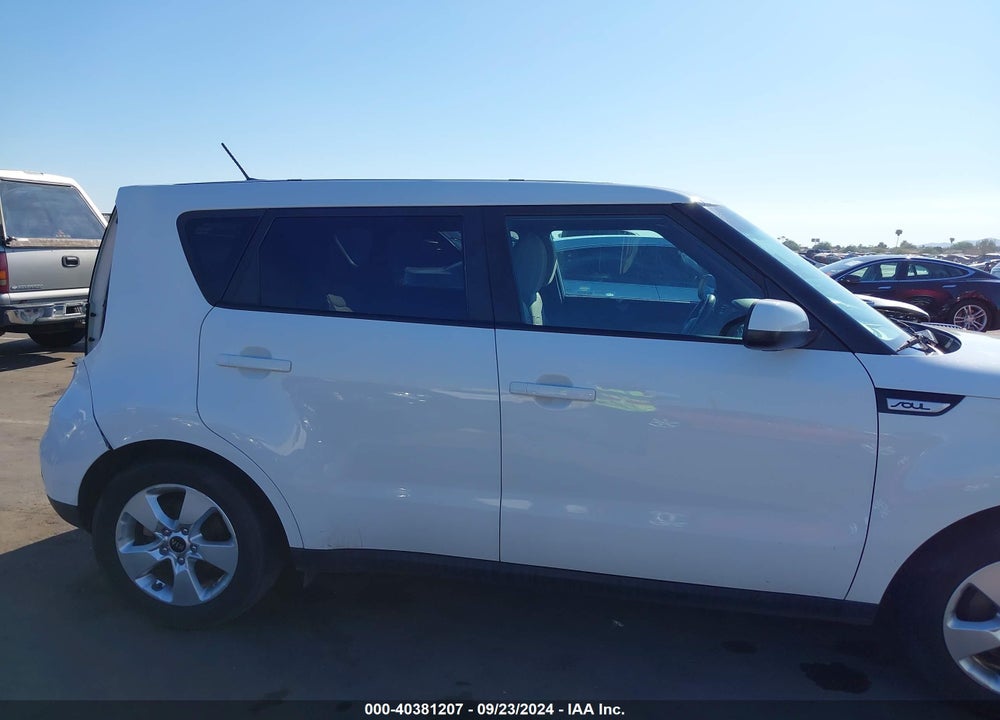 2018 KIA SOUL VIN: KNDJN2A28J7542084