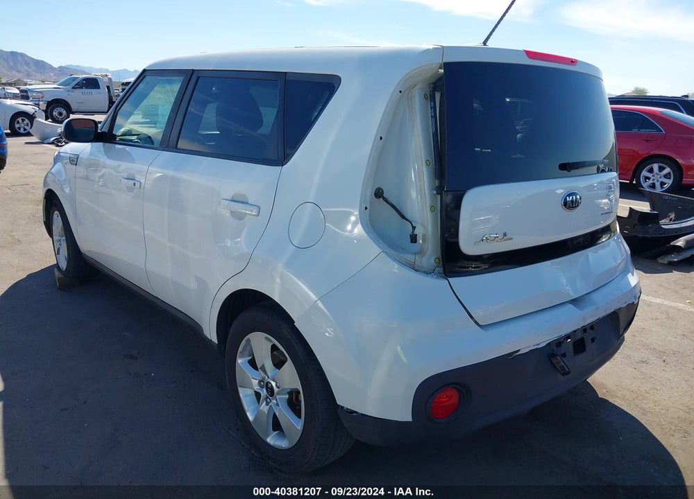 2018 KIA SOUL VIN: KNDJN2A28J7542084