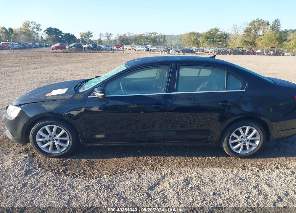 2014 VOLKSWAGEN JETTA 1.8T SE VIN: 3VWD17AJ1EM382782