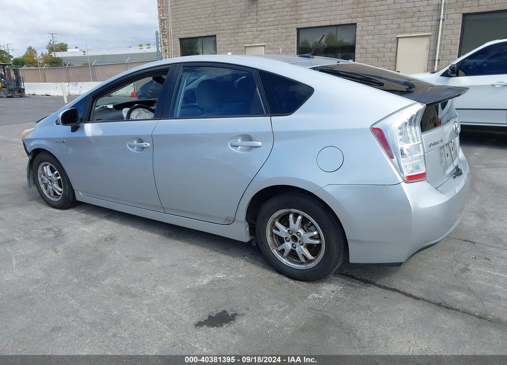 2011 TOYOTA PRIUS TWO VIN: JTDKN3DU6B1404538