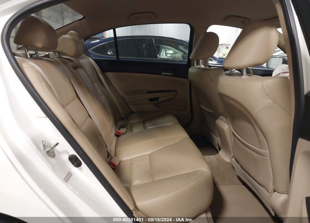 2011 HONDA ACCORD 2.4 SE VIN: 1HGCP2F63BA142633