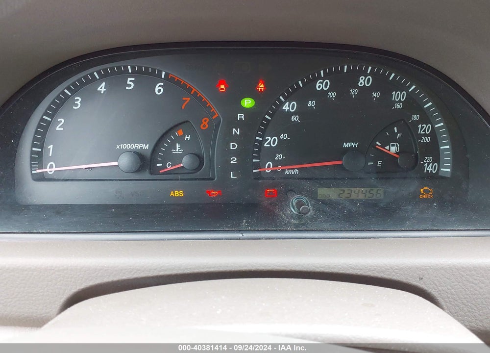 2003 TOYOTA CAMRY XLE VIN: 4T1BE32K03U260272