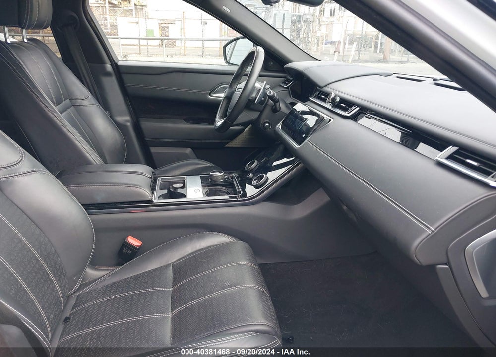 2018 LAND ROVER RANGE ROVER VELAR D180 HSE R-DYNAMIC VIN: SALYM2RN9JA735209