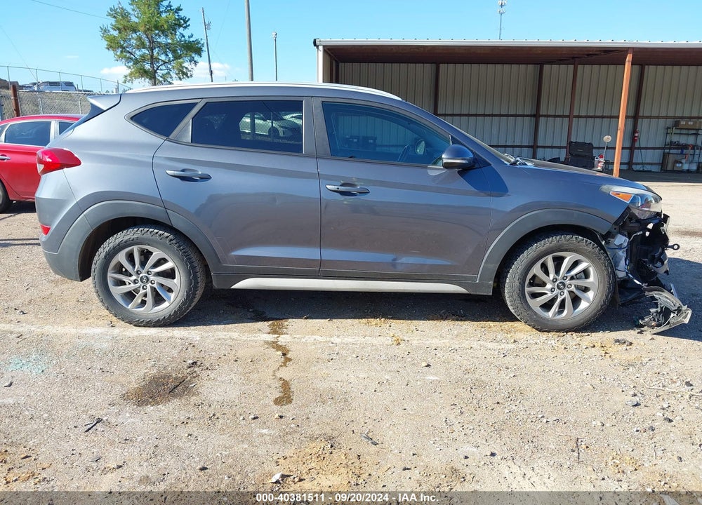 2017 HYUNDAI TUCSON SE PLUS VIN: KM8J33A48HU473921