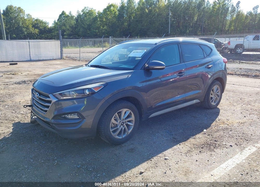 2017 HYUNDAI TUCSON SE PLUS VIN: KM8J33A48HU473921