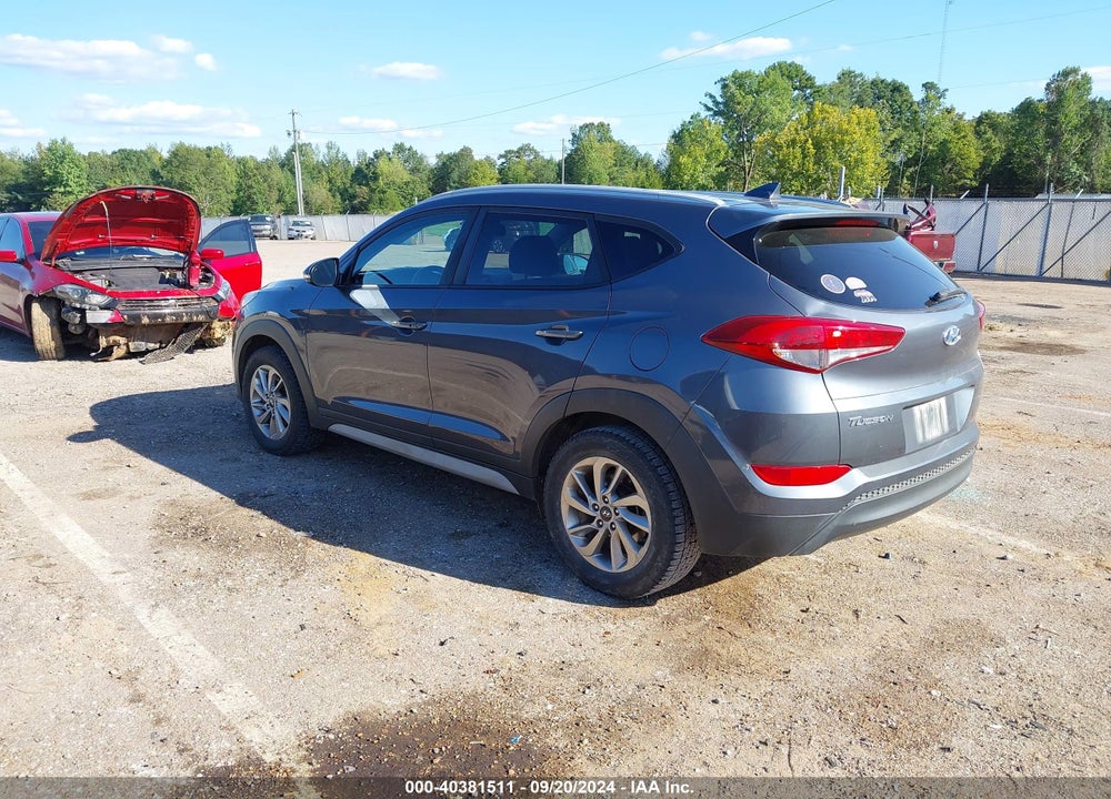 2017 HYUNDAI TUCSON SE PLUS VIN: KM8J33A48HU473921