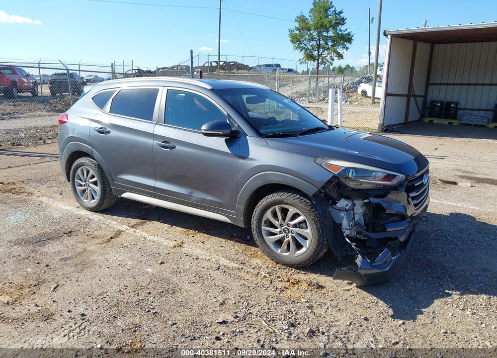 2017 HYUNDAI TUCSON SE PLUS VIN: KM8J33A48HU473921