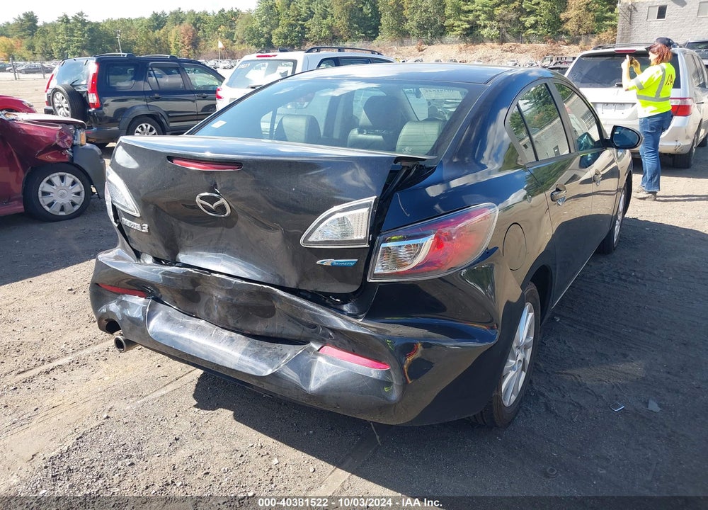 2013 MAZDA 3 I GRAND TOURING VIN: JM1BL1WP0D1824509