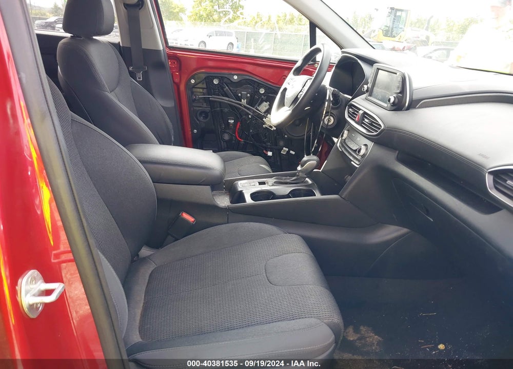 2019 HYUNDAI SANTA FE SE VIN: 5NMS23AD8KH107256