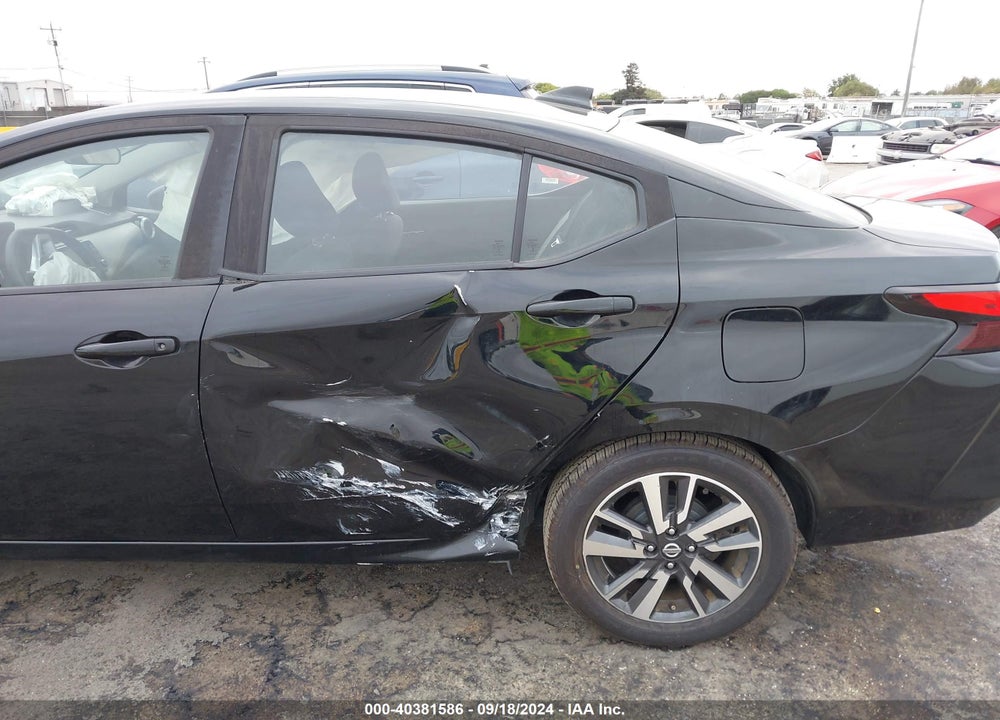 2020 NISSAN VERSA SV XTRONIC CVT VIN: 3N1CN8EV5LL865378