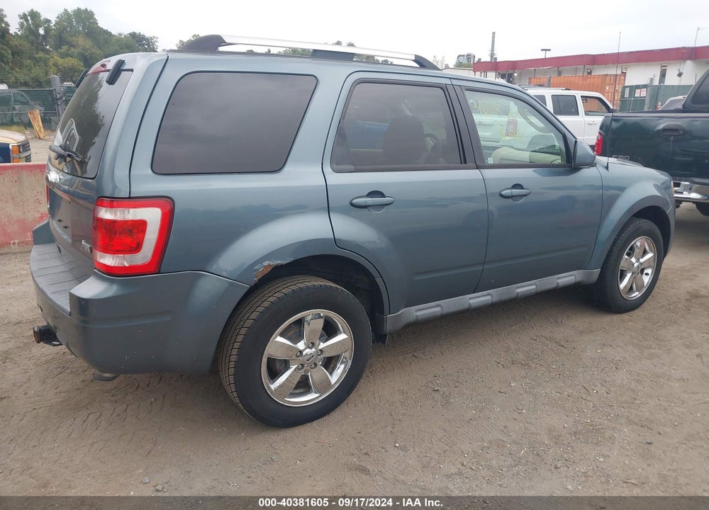 2010 FORD ESCAPE LIMITED VIN: 1FMCU0EG9AKB52352