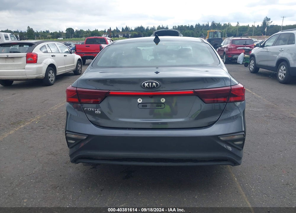 2021 KIA FORTE FE VIN: 3KPF24AD1ME394666