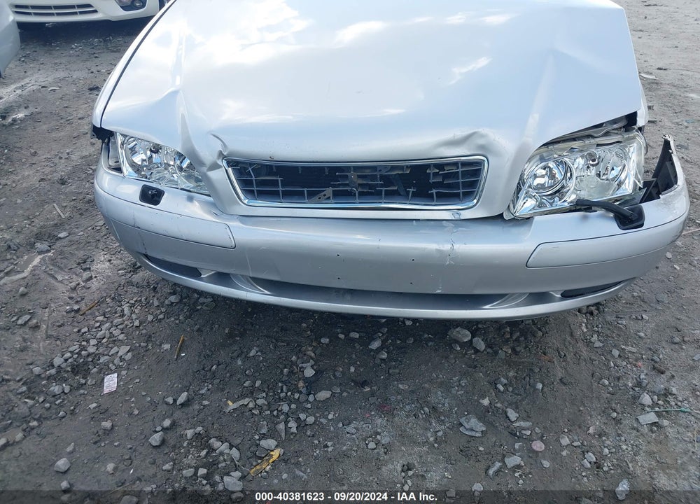 2004 VOLVO S40 A/LSE VIN: YV1VS275X4F030083