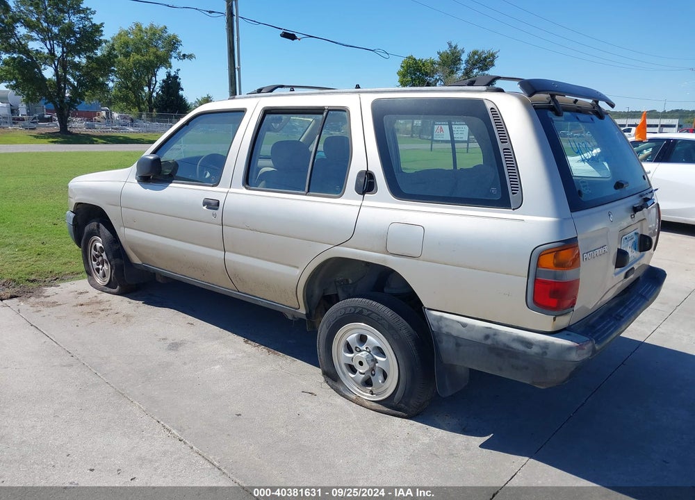 1997 NISSAN PATHFINDER LE/XE VIN: JN8AR05S1VW104400