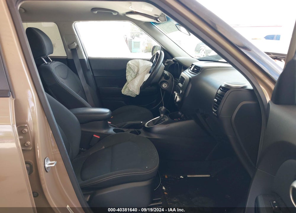 2014 KIA SOUL VIN: KNDJN2A24E7068852