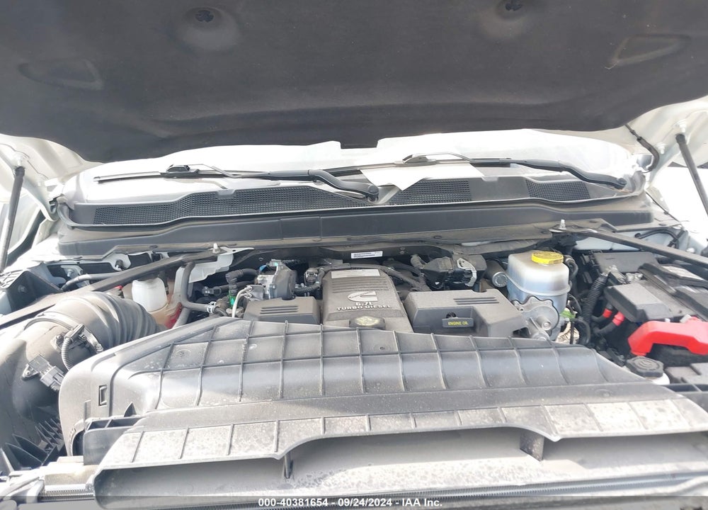 2022 RAM 3500 LAIE  4X4 8' BOX VIN: 3C63RRJL3NG377142
