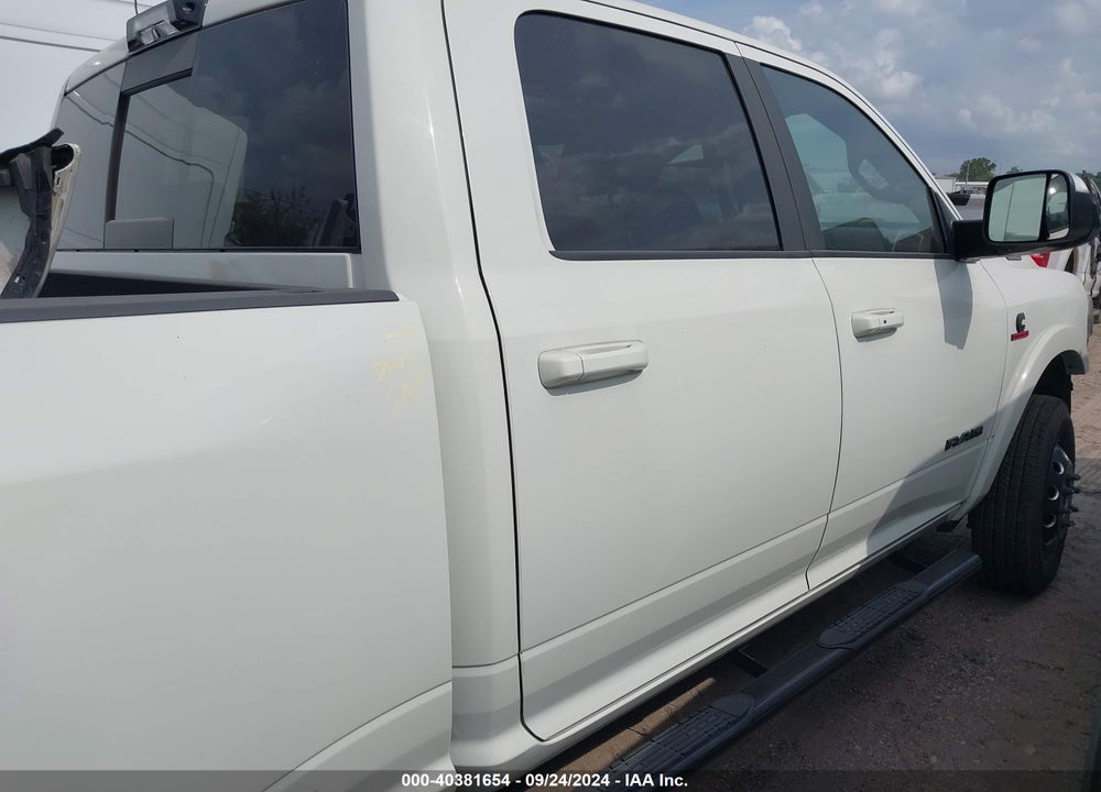 2022 RAM 3500 LAIE  4X4 8' BOX VIN: 3C63RRJL3NG377142