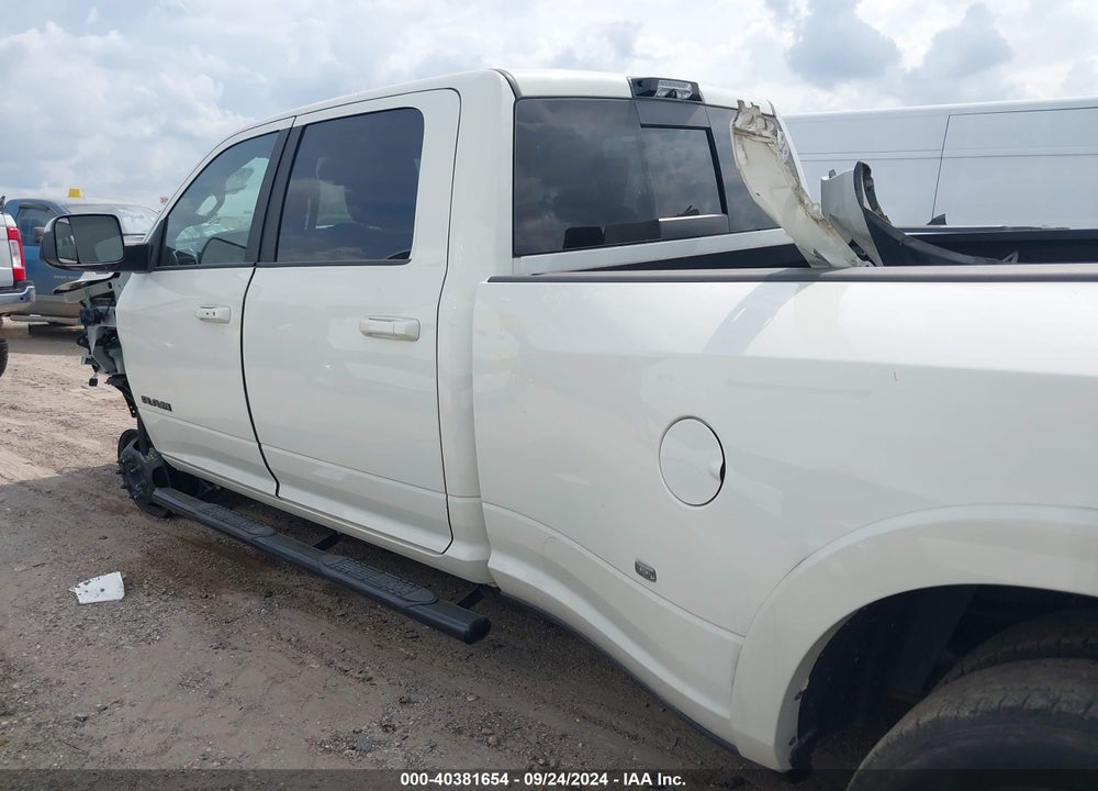2022 RAM 3500 LAIE  4X4 8' BOX VIN: 3C63RRJL3NG377142