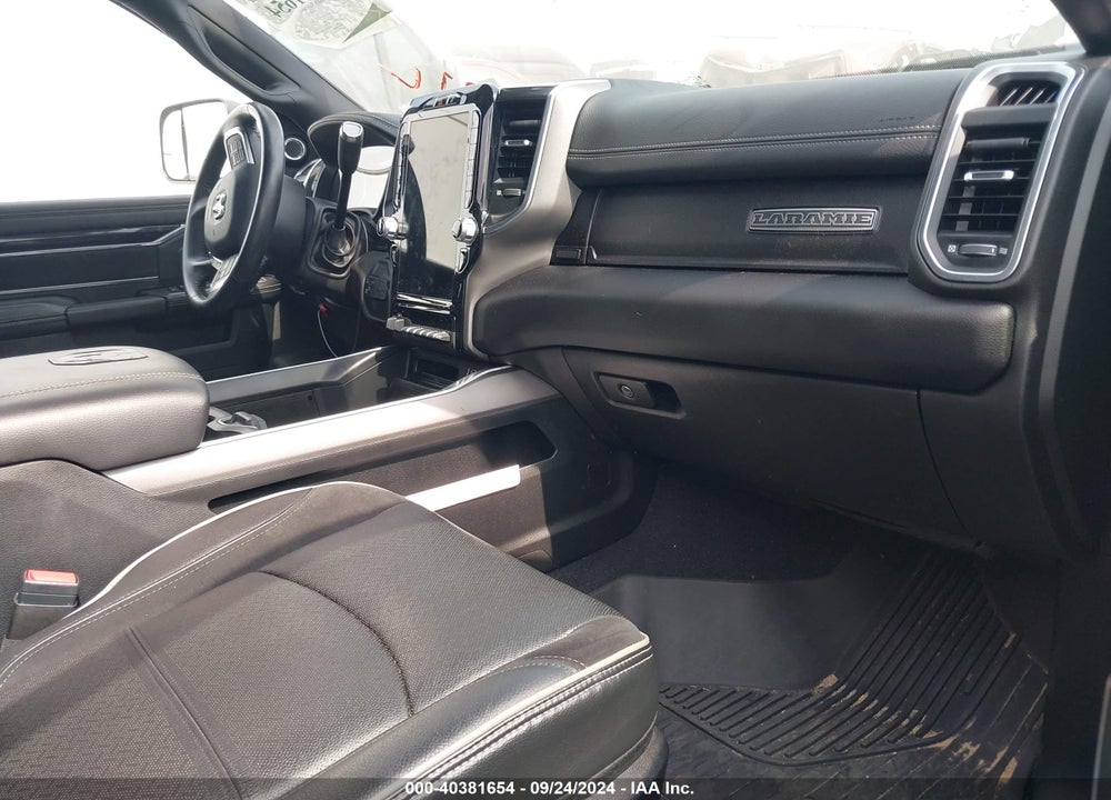 2022 RAM 3500 LAIE  4X4 8' BOX VIN: 3C63RRJL3NG377142