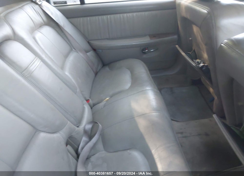 2000 BUICK PARK AVENUE VIN: 1G4CW52K6Y4137368