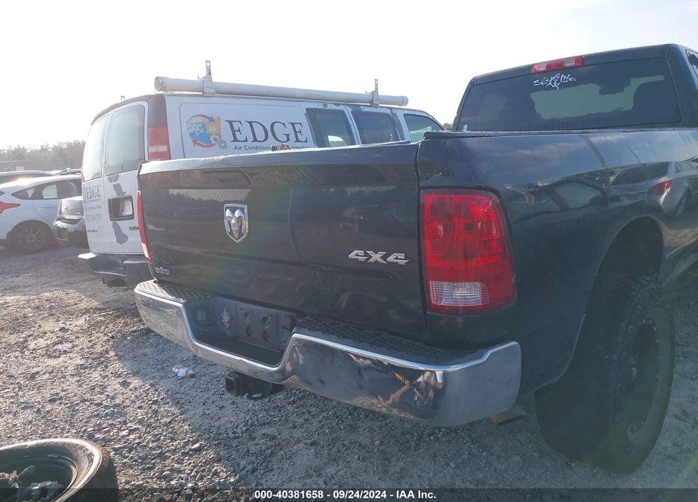 2015 RAM 2500 TRADESMAN VIN: 3C6MR5AJ2FG636796