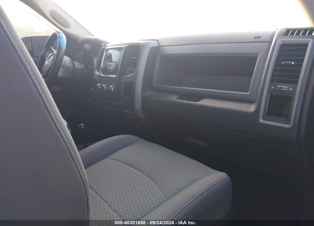 2015 RAM 2500 TRADESMAN VIN: 3C6MR5AJ2FG636796