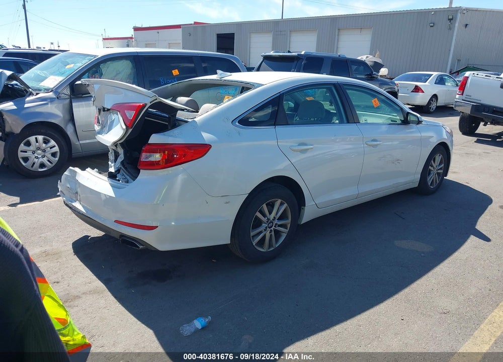 2016 HYUNDAI SONATA VIN: 5NPE24AF6GH393834