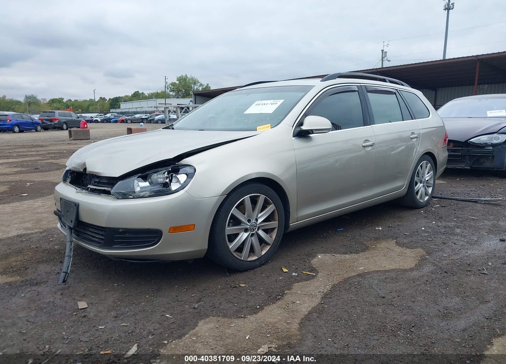 2013 VOLKSWAGEN JETTA SPORTWAGEN 2.0L TDI VIN: 3VWML7AJ1DM646138