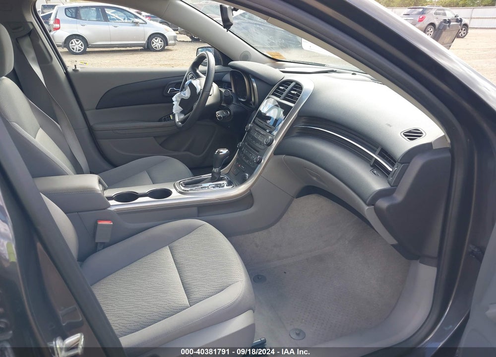 2013 CHEVROLET MALIBU 1LS VIN: 1G11B5SA8DF340638