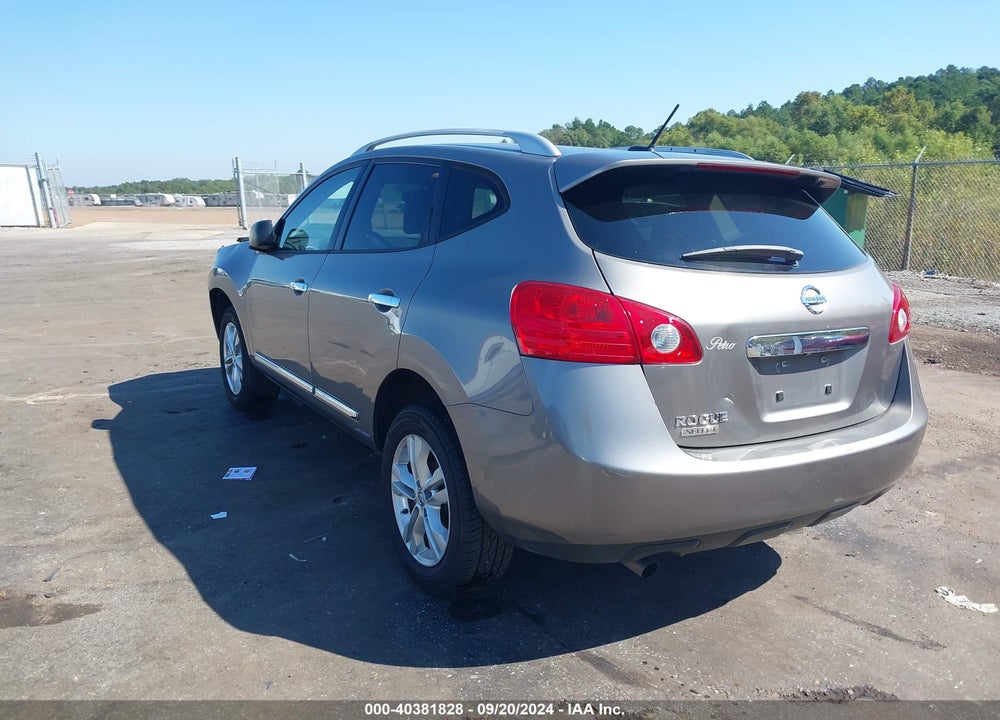 2015 NISSAN ROGUE SELECT S VIN: JN8AS5MT1FW657769
