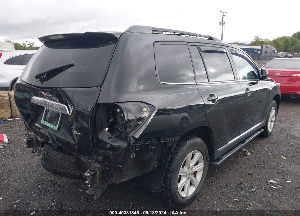 2012 TOYOTA HIGHLANDER SE V6 VIN: 5TDBK3EH8CS149955