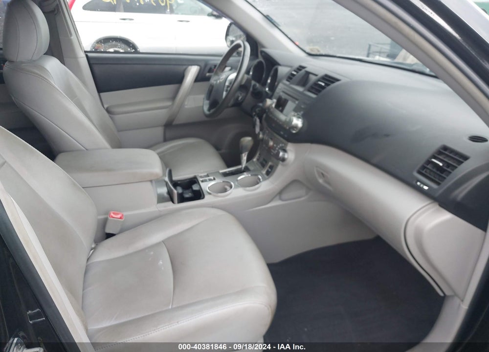 2012 TOYOTA HIGHLANDER SE V6 VIN: 5TDBK3EH8CS149955