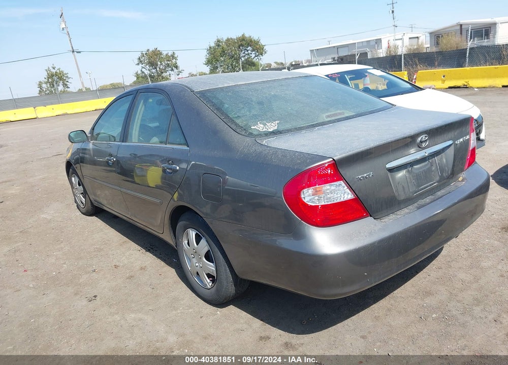 2004 TOYOTA CAMRY XLE VIN: 4T1BE32K24U844738