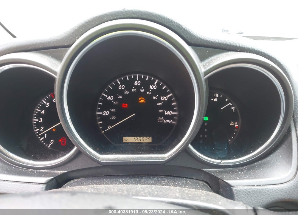 2005 LEXUS RX 330 VIN: 2T2HA31U15C052703