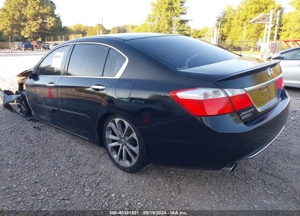 2015 HONDA ACCORD VIN: 1HGCR2F51FA027648