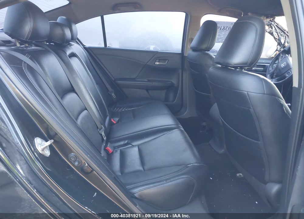 2015 HONDA ACCORD VIN: 1HGCR2F51FA027648