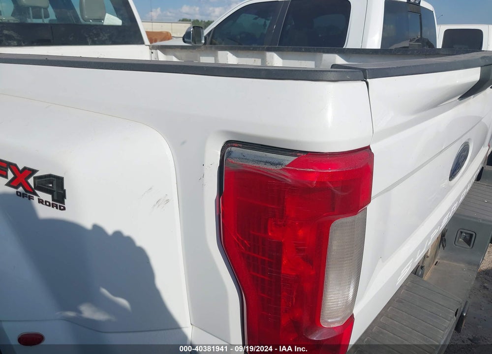 2017 FORD F-350 XL VIN: 1FT8W3DT8HEF45790