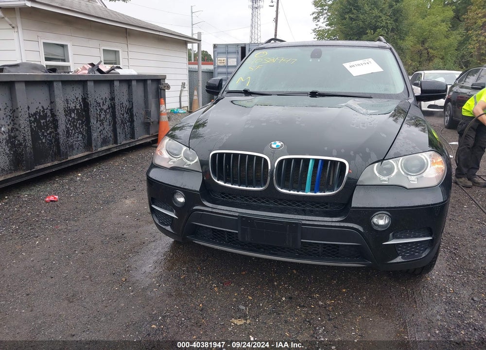 2013 BMW X5 XDRIVE35I/XDRIVE35I PREMIUM/XDRIVE35I SPORT ACTIVITY VIN: 5UXZV4C58D0B09806