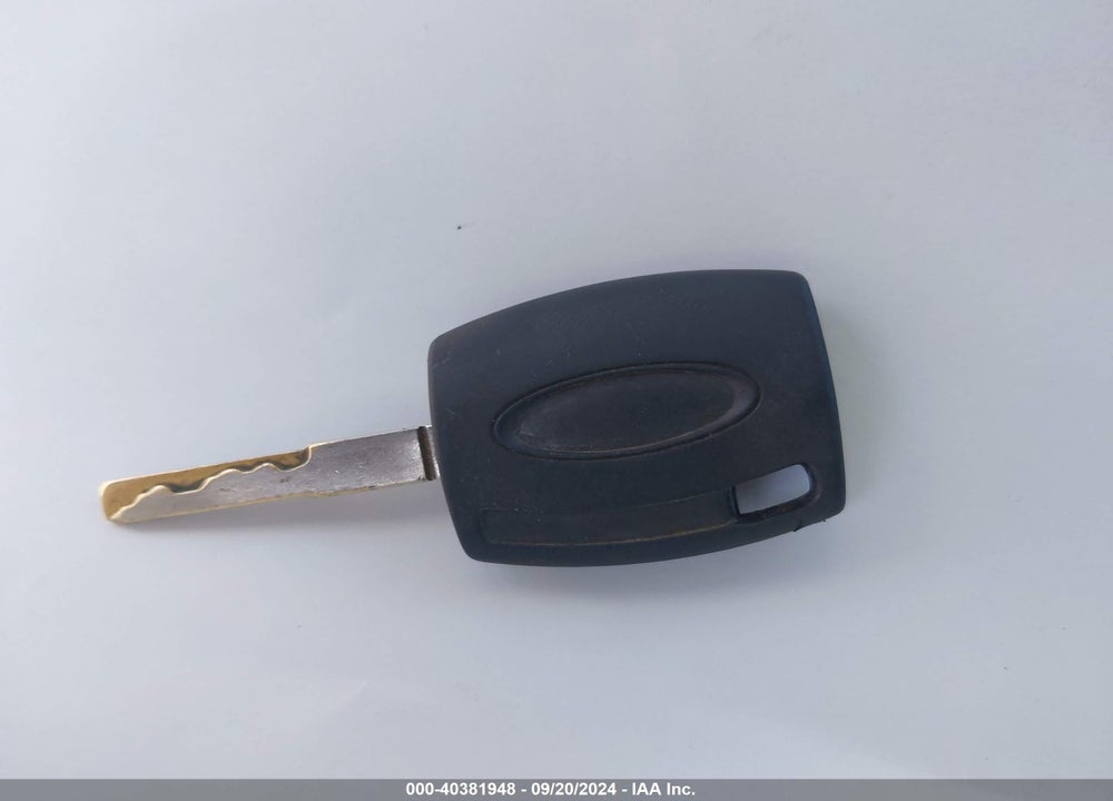 2014 FORD FOCUS SE VIN: 1FADP3F20EL139225