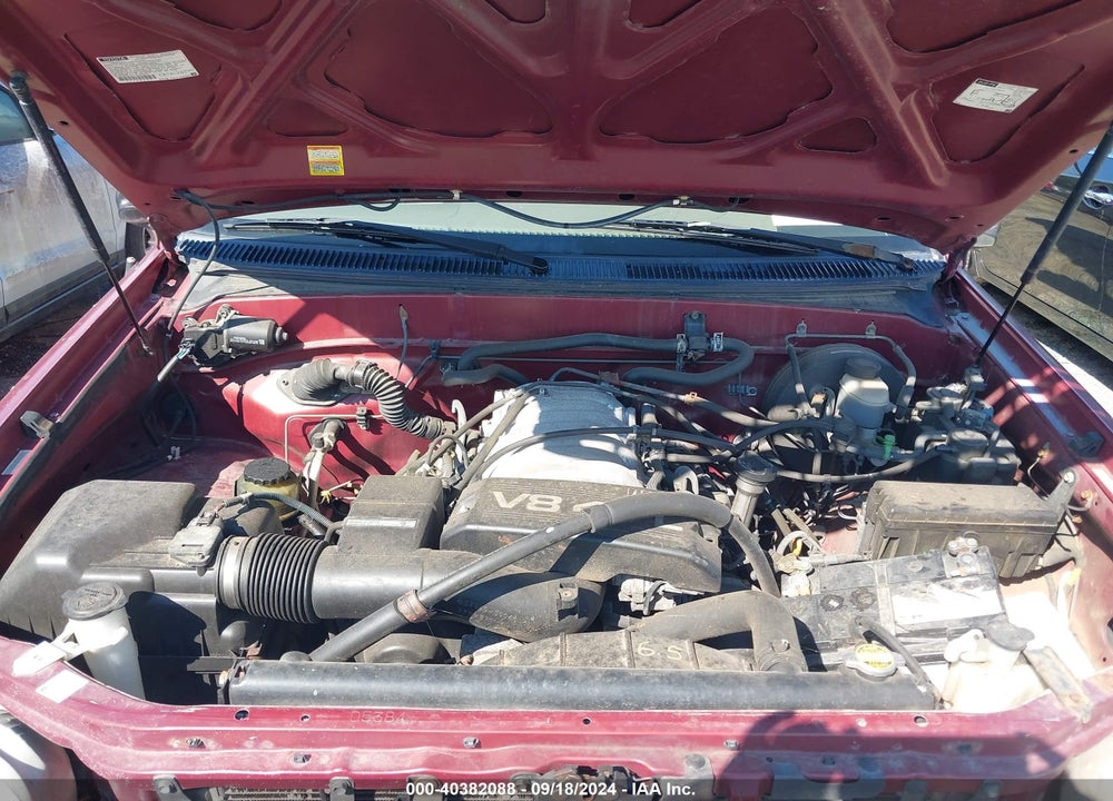 2001 TOYOTA TUNDRA LTD V8 VIN: 5TBBT48141S154948