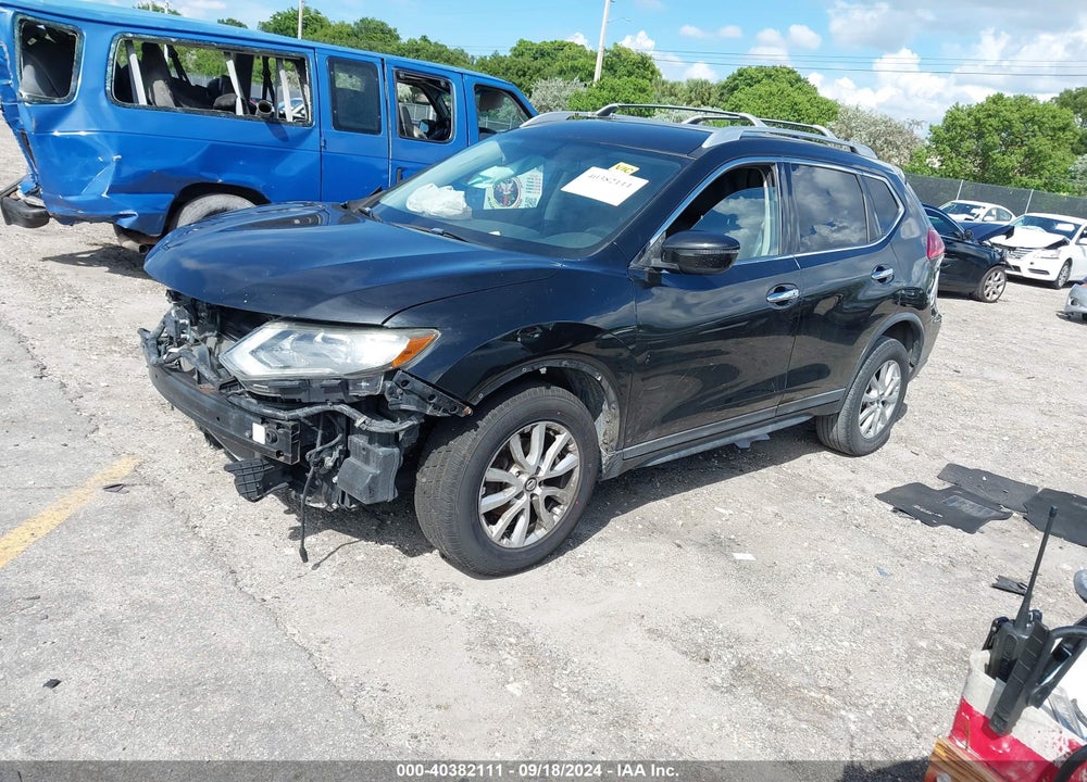 2017 NISSAN ROGUE SV VIN: KNMAT2MV0HP611890