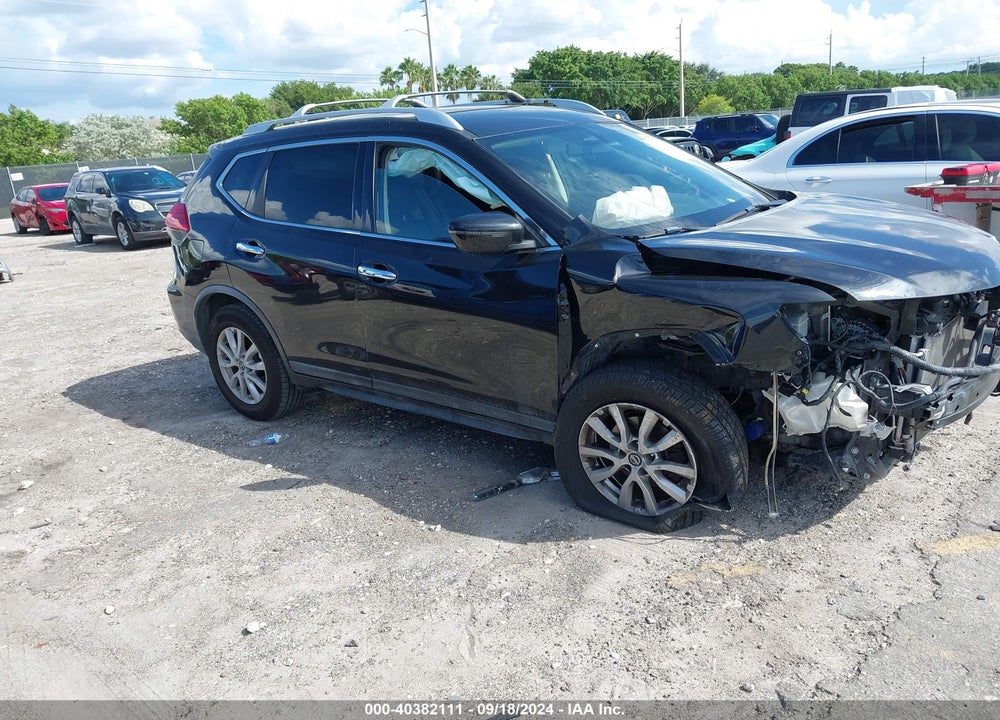 2017 NISSAN ROGUE SV VIN: KNMAT2MV0HP611890